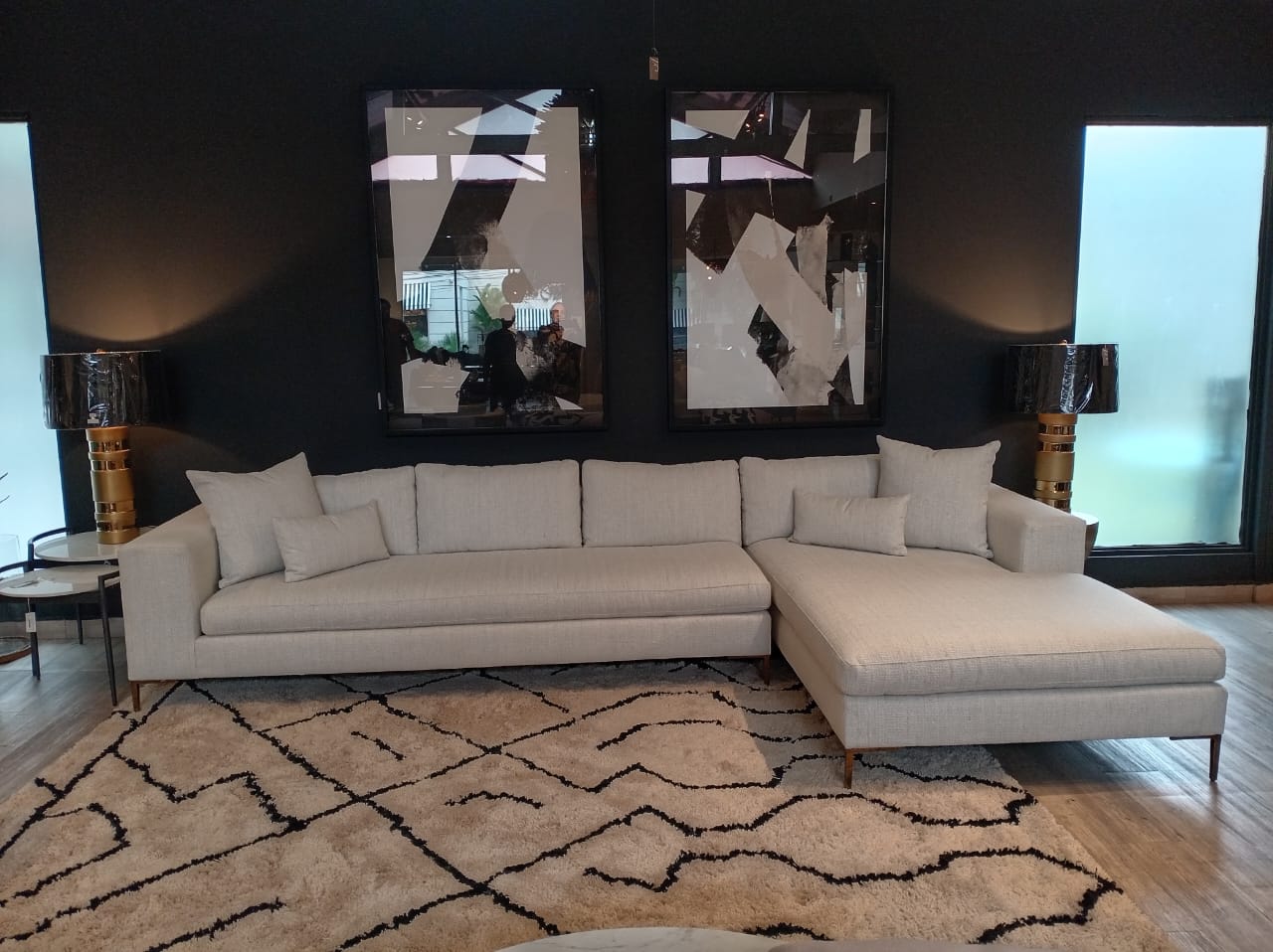 Roma Sectional