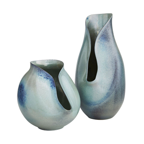 Isaac Vases