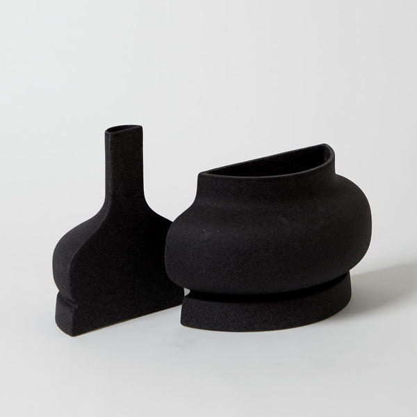 Flat Back Vase-Black Crust-Sm