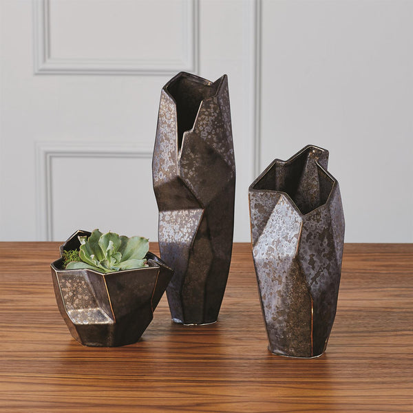 Origami Vase in Reactive Bronze Lg