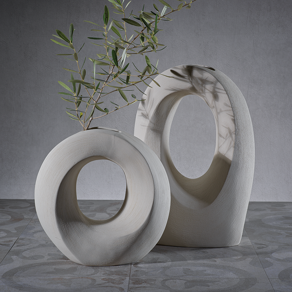Manzanillo Ivory Porcelain Vase